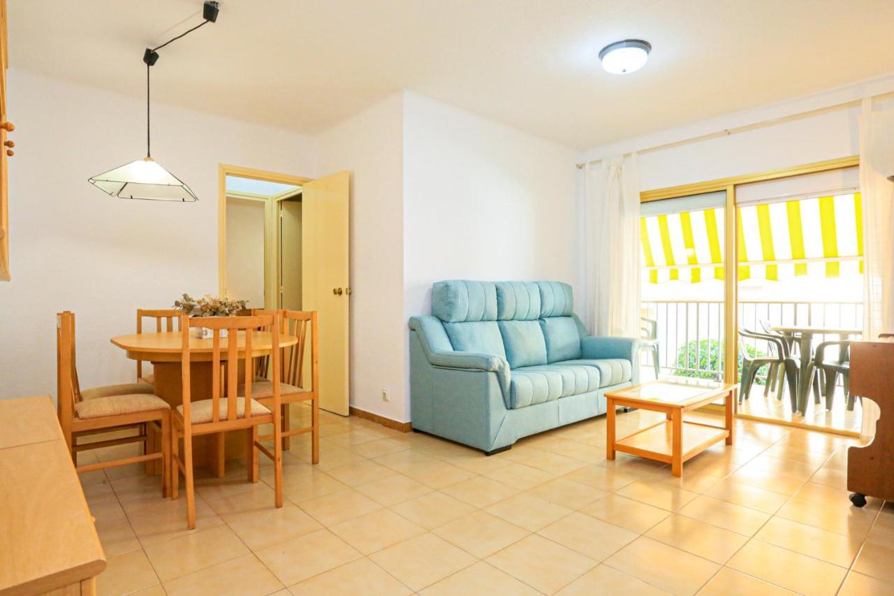 Pins I Mar - Only Families Apartment Кембрилс Екстериор снимка
