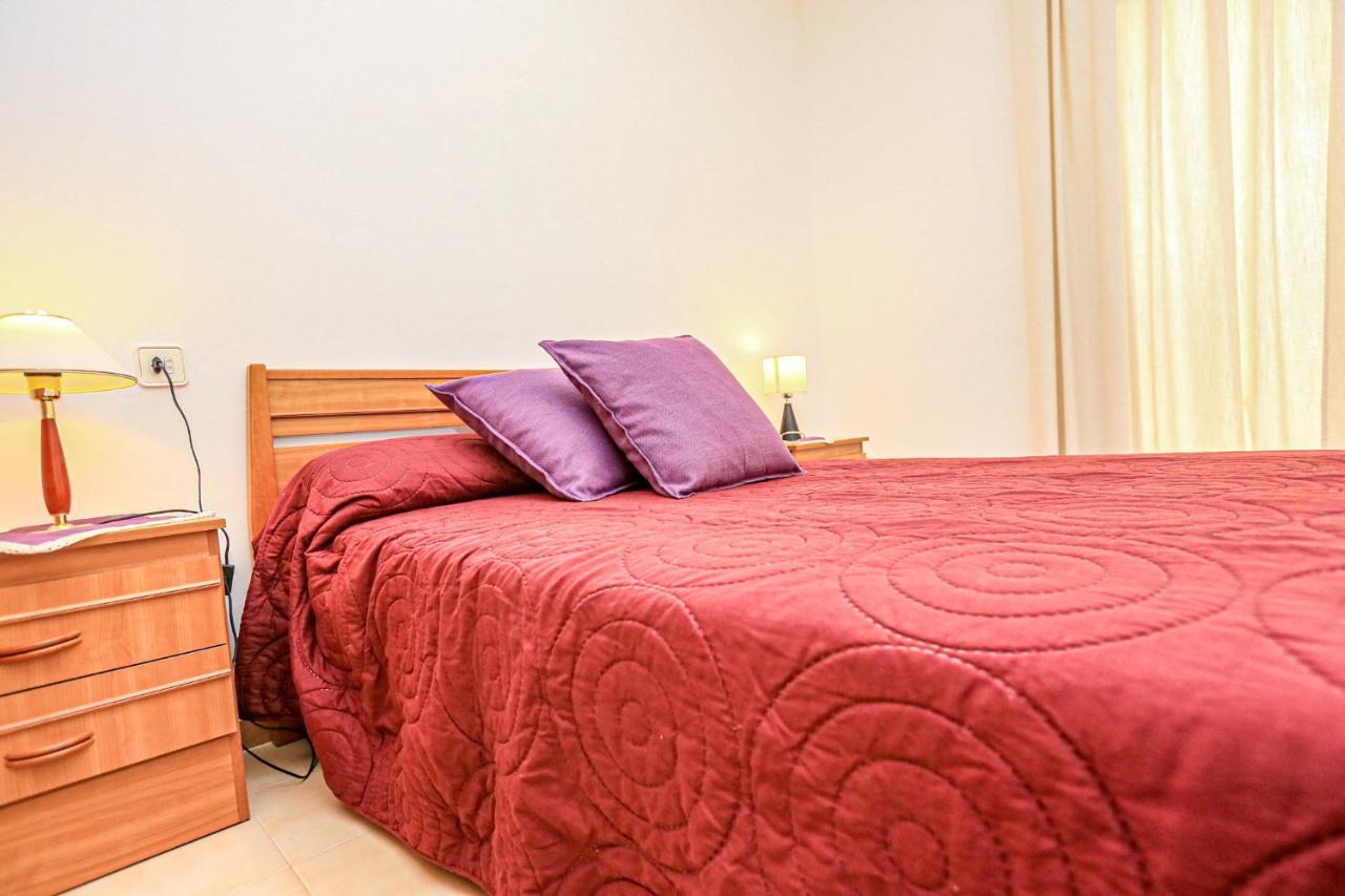Pins I Mar - Only Families Apartment Кембрилс Екстериор снимка